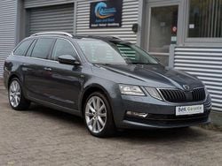 Grau Gebraucht 2019 Skoda Octavia Kombi | 13.400 € (Guter Preis)