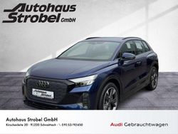 Navarrablau metallic (metallic) Gebraucht 2023 Audi e-tron SUV | 39.990 € (Etwas zu teuer)