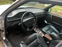 Silber Gebraucht 1994 Mercedes 320 Limousine | 6.500 €
