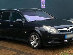 Schwarz Gebraucht 2008 Opel Vectra Kombi | 2.300 € (Fairer Preis)