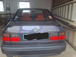 Blau Gebraucht 1995 VW Vento Limousine | 3.000 €