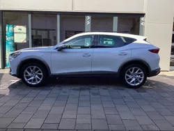 Nevadaweissmetallic (metallic) Gebraucht 2024 Cupra Formentor SUV | 32.950 € (Fairer Preis)