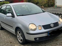 Silber Gebraucht 2004 VW Polo Kleinwagen | 1.980 € (Teuer)