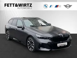 Bmw individual frozen deep gre Gebraucht 2024 BMW 520 M Sport Kombi | 63.490 € (Teuer)