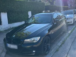 Schwarz Gebraucht 2011 BMW 320 Sport Line Limousine | 4.650 € (Superpreis)