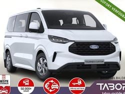 Weiss Gebraucht 2024 Ford Tourneo Trend Van / Kleinbus | 39.488 € (Guter Preis)