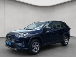 Blau Gebraucht 2023 Toyota RAV4 Hybrid Business Edition SUV | 35.590 € (Fairer Preis)