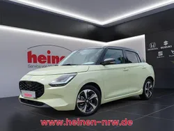 Gelb Neu 2025 Suzuki Swift Comfort+ Limousine | 21.780 €