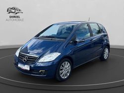 Blau Gebraucht 2011 Mercedes A160 Kleinwagen | 7.490 € (Fairer Preis)