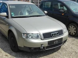 Gold Gebraucht 2003 Audi A4 Limousine | 499 € (Superpreis)