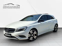 Weiß Gebraucht 2015 Mercedes A200 Limousine | 16.990 € (Etwas zu teuer)