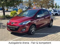 Rot Gebraucht 2014 Mazda 2 Limousine | 6.490 € (Fairer Preis)