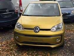 Gelb Gebraucht 2017 VW up! CLUB Kleinwagen | 4.499 € (Guter Preis)