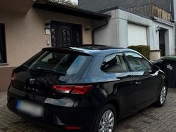Schwarz Gebraucht 2025 Seat Leon SC Kleinwagen | 5.900 €