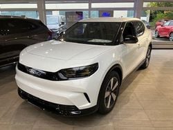 Frozen white weiß Neu 2025 Ford Capri Limousine | 48.990 € (Etwas zu teuer)