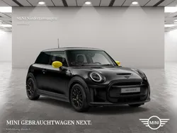 Schwarz Gebraucht 2022 Mini Cooper SE Kleinwagen | 20.705 € (Etwas zu teuer)