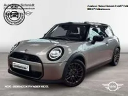 Melting silver iii Gebraucht 2024 Mini Cooper Kleinwagen | 24.060 € (Superpreis)