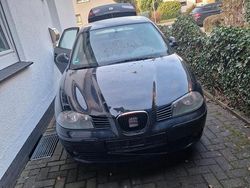 Schwarz Gebraucht 2004 Seat Cordoba Limousine | 250 €