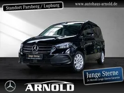 Schwarz (loparitschwarz) Gebraucht 2024 Mercedes 180 Progressive Limousine | 29.849 € (Fairer Preis)
