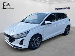 Weiß Gebraucht 2024 Hyundai i20 Turbo Limousine | 19.990 € (Etwas zu teuer)