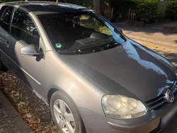 Grau Gebraucht 2008 VW Golf V Kleinwagen | 2.900 € (Fairer Preis)