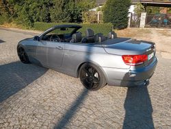 Grau Gebraucht 2006 BMW 335 Cabriolet M Performance Cabrio | 14.999 €