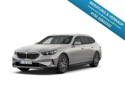 Grau Neu 2025 BMW 540 M Sport Kombi | 85.990 € (Etwas zu teuer)