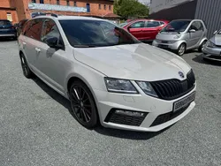 Grau Gebraucht 2018 Skoda Octavia RS Kombi | 15.999 € (Fairer Preis)