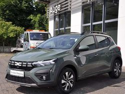 Safarigrau Neu 2025 Dacia Sandero Expression Kleinwagen | 19.740 €