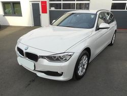 Weiß metallic Gebraucht 2013 BMW 320 Kombi | 19.000 €