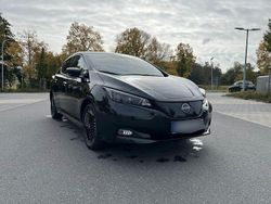Schwarz Gebraucht 2022 Nissan Leaf N-Connecta Kleinwagen | 22.999 € (Etwas zu teuer)