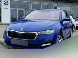 Blau Gebraucht 2021 Skoda Octavia Clever Kombi | 28.049 € (Guter Preis)