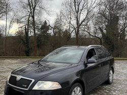 Schwarz Gebraucht 2008 Skoda Octavia Sport Kombi | 1.799 € (Fairer Preis)