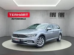 Silber Gebraucht 2023 VW Passat Business Kombi | 22.987 € (Fairer Preis)