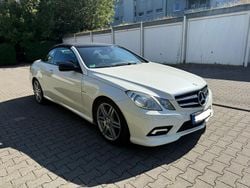 Weiß Gebraucht 2010 Mercedes E350 AMG Cabrio | 11.900 € (Guter Preis)