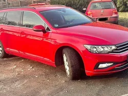 Rot Gebraucht 2021 VW Passat Business Kombi | 16.800 € (Superpreis)
