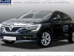 Schwarz Gebraucht 2022 Renault Mégane IV Zen Limousine | 14.888 € (Fairer Preis)