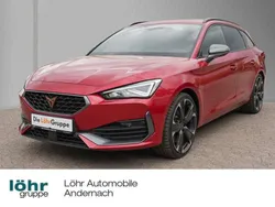 "desire" rot Gebraucht 2022 Cupra Leon VZ Kombi | 27.980 € (Fairer Preis)
