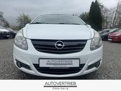 Schwarz Gebraucht 2011 Opel Corsa Edition Limousine | 5.990 € (Etwas zu teuer)
