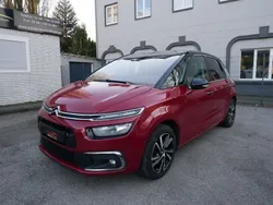 Rot Gebraucht 2017 Citroën C4 SpaceTourer Shine Van / Kleinbus | 10.950 € (Guter Preis)