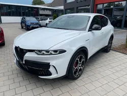 Bianco banchise, uni Gebraucht 2024 Alfa Romeo Tonale Veloce SUV | 29.950 € (Teuer)