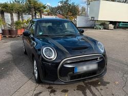 Schwarz Gebraucht 2023 Mini Cooper SE Resolute Edition Kleinwagen | 21.399 € (Etwas zu teuer)