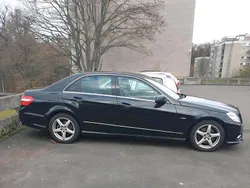 Schwarz Gebraucht 2011 Mercedes 300 Limousine | 14.000 €