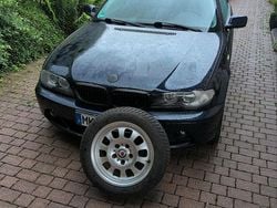 Blau Gebraucht 2003 BMW 318 Coupé | 3.250 € (Fairer Preis)