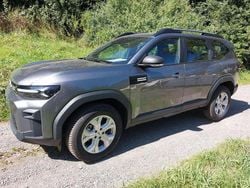Dolomitgrau und andere Neu 2025 Dacia Bigster Essentiel SUV | 27.489 € (Superpreis)