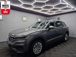 Siliziumgrau (metallic) Gebraucht 2019 VW Touareg SUV | 37.480 € (Superpreis)