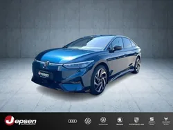Aquamarinblau metallic Gebraucht 2024 VW ID.7 Pro Limousine | 47.970 € (Fairer Preis)