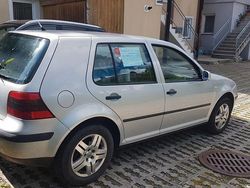 Silber Gebraucht 1999 VW Golf IV Comfortline Limousine | 2.300 € (Teuer)