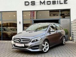 Grau Gebraucht 2015 Mercedes 200 Urban Kombi | 15.900 € (Etwas zu teuer)