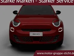 Rot Gebraucht 2023 Fiat 600E Red SUV | 33.850 € (Teuer)